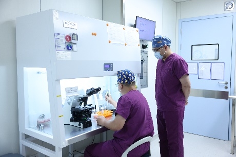 湖南妇女儿童医院与湖南师大等单位共建「生殖与转化医学湖南省工程研究中心」正式挂牌