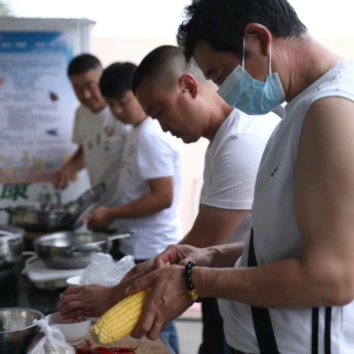 嘉合病房学校：在这座疗愈的「小小岛屿」，他们圆了自己的上学梦