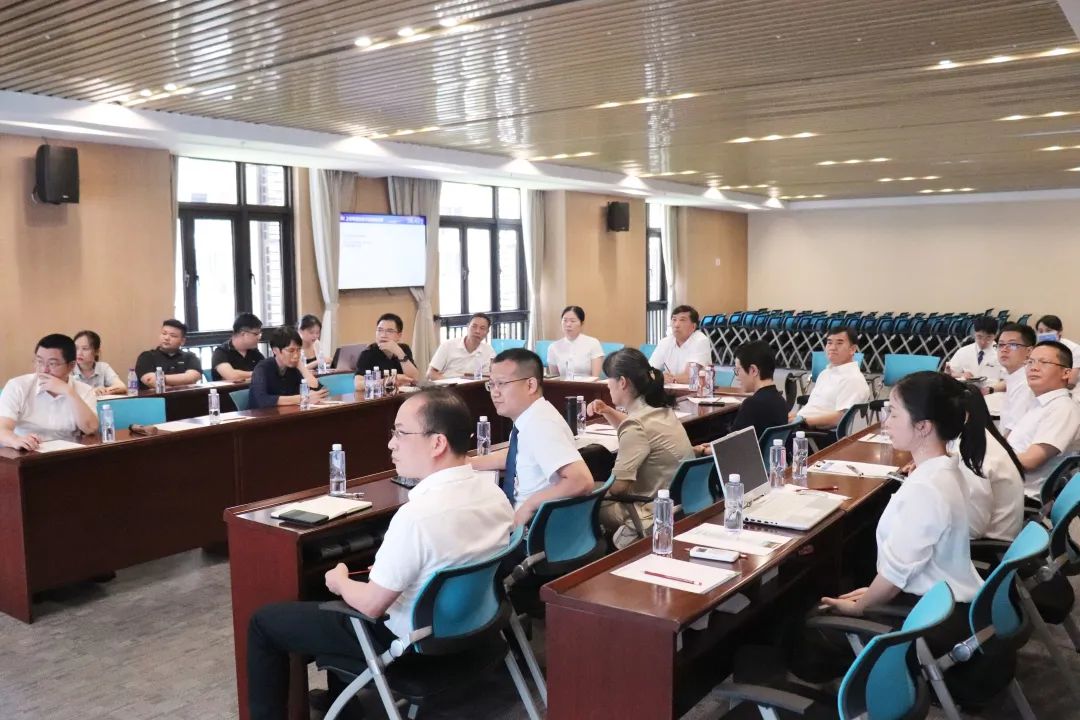 「院」见卓识丨坚守质量安全，紧跟前沿技术！2023 年爱尔眼科福建省区院长论坛顺利举办