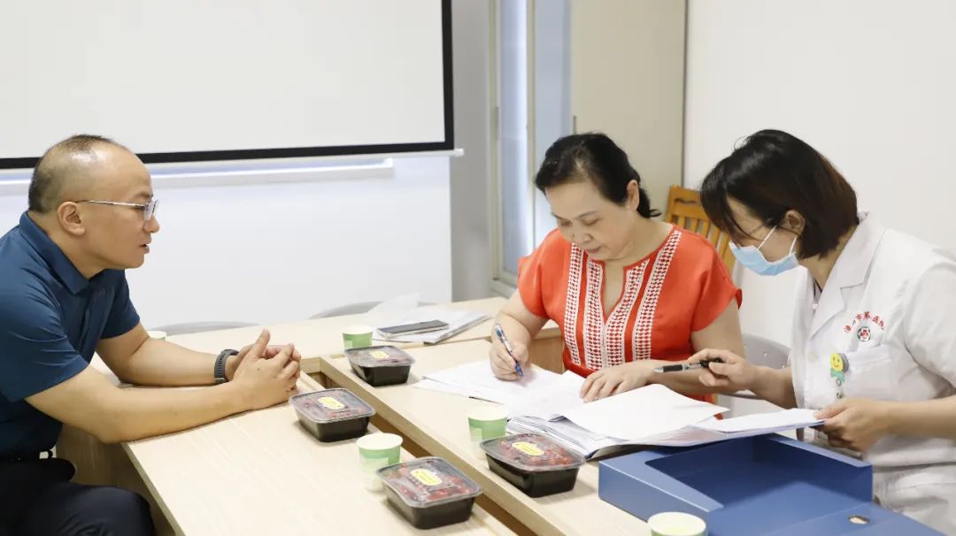 以督查促提升，高质量促发展——福建省产科医疗质量控制中心专家莅临我院开展工作检查