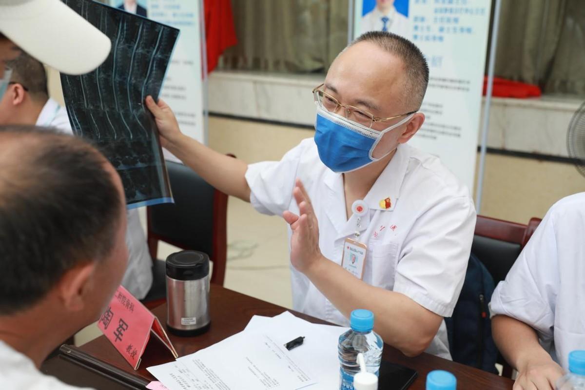 南昌大学二附院与南城县人民医院签约紧密型医联体