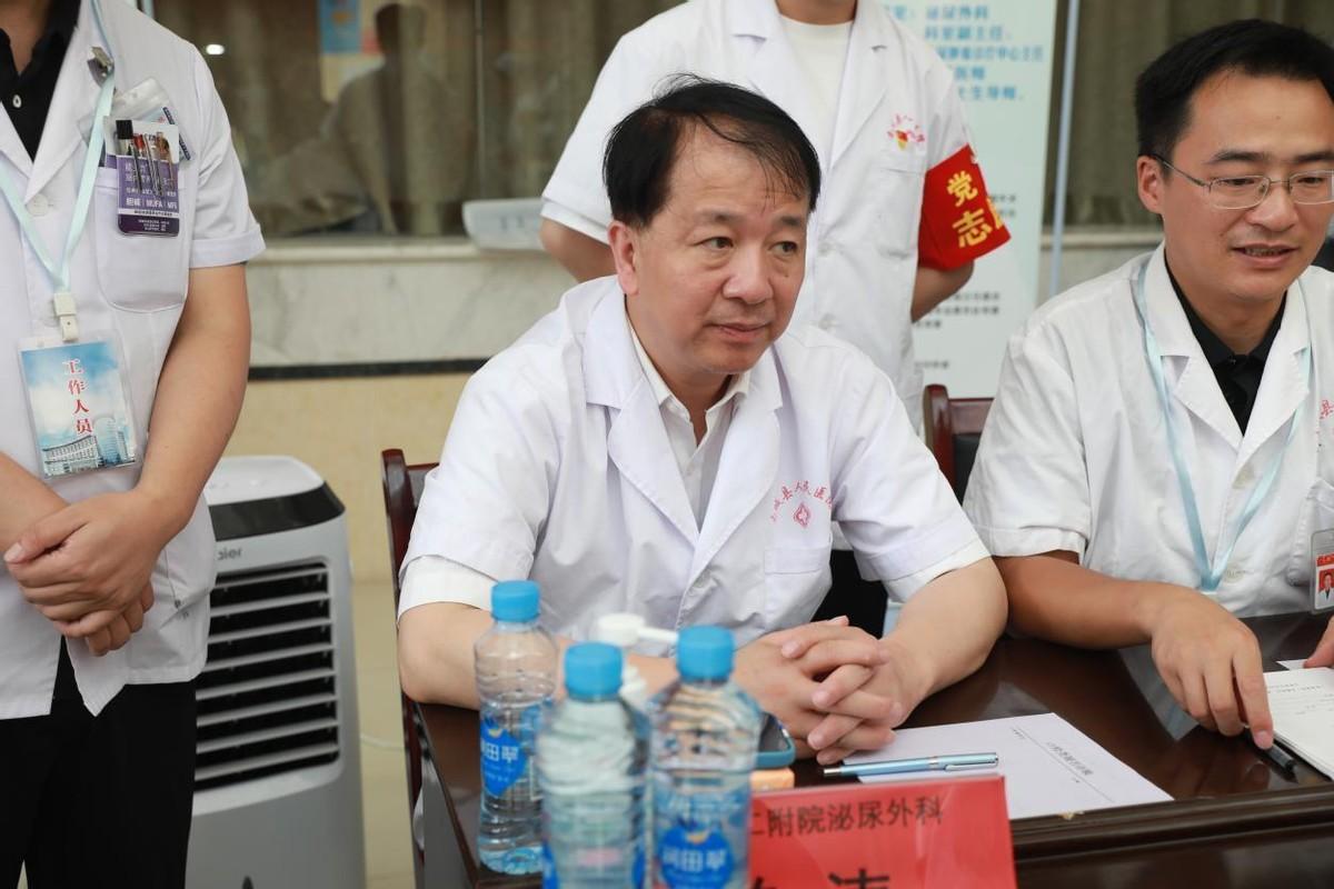 南昌大学二附院与南城县人民医院签约紧密型医联体