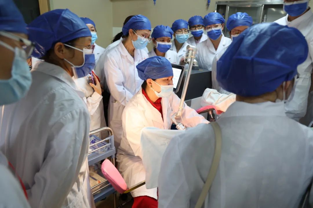 关注产后健康 | 广西江滨医院成功举办「第三届广西盆底康复新技术新进展培训班」