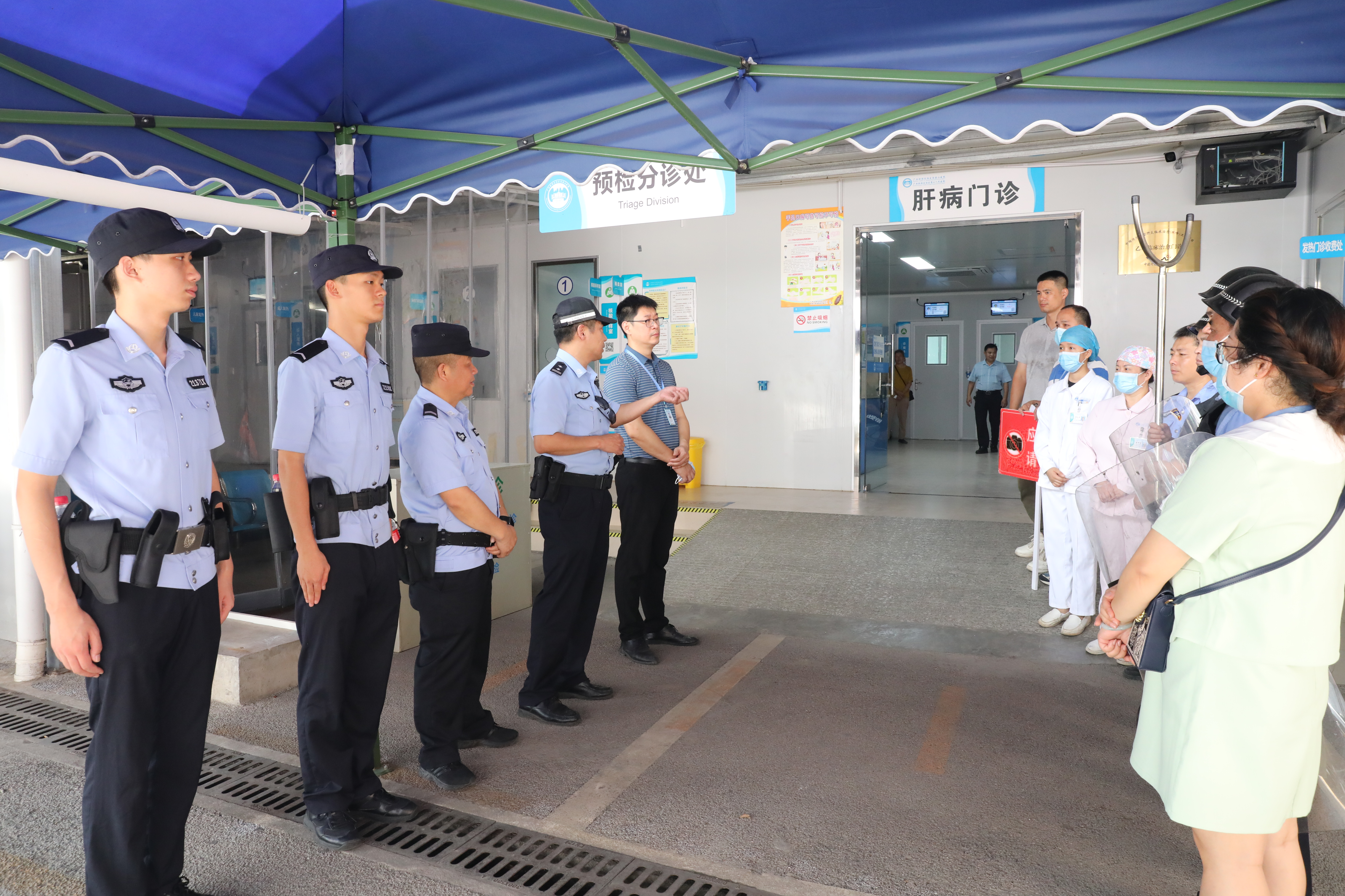 广西南溪山医院开展「警医联动」突发事件应急演练