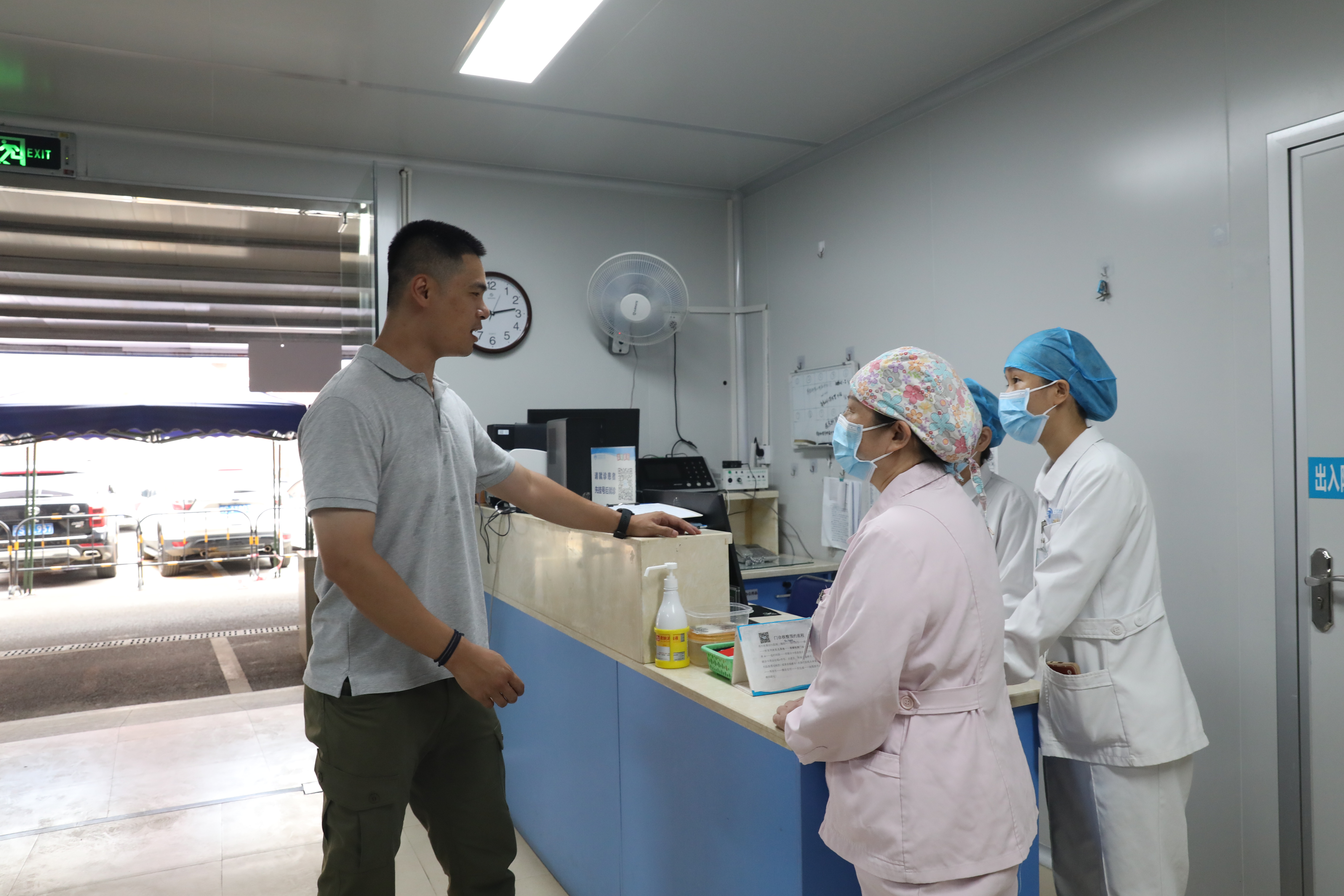 广西南溪山医院开展「警医联动」突发事件应急演练