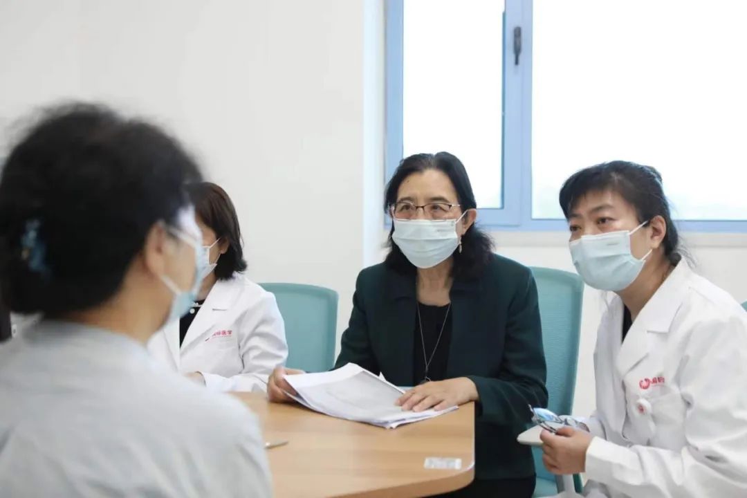 西安国际医学中心医院国际诊疗日:多学科会诊 开「心灵处方」