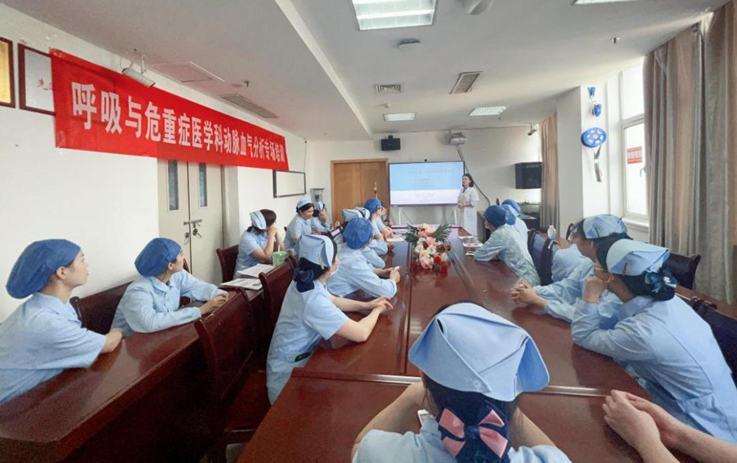南昌大学二附院呼吸与危重症医学科举办动脉血气分析专场培训