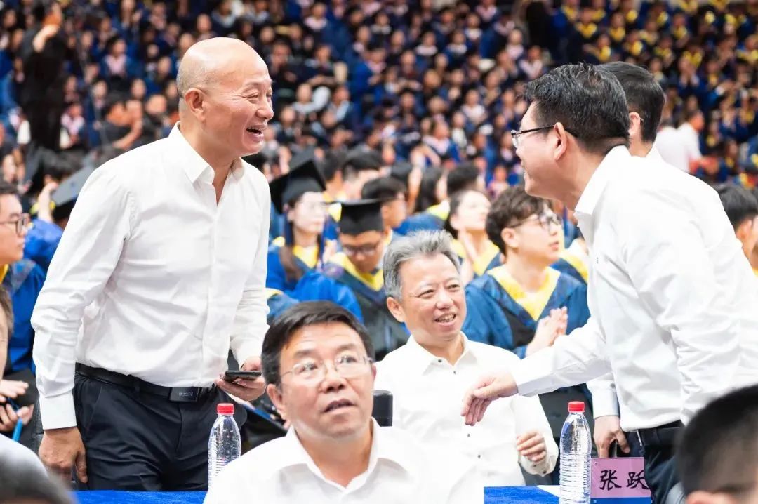 爱尔眼科携手东北大学，全面提速眼科医疗技术发展新引擎