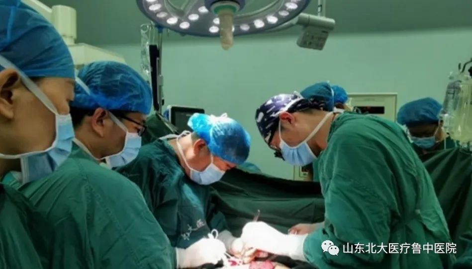 奋战近 14 小时!北大医疗鲁中医院多学科联合完成「生命接力」