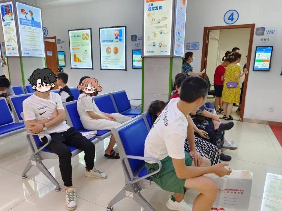 「眼」绎快乐暑假 暑期如何科学近视防控？武汉普瑞眼科医院医生在线支招