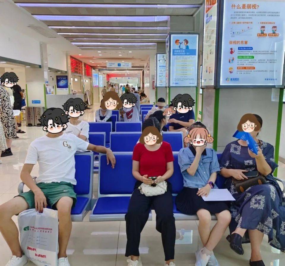 近视后不佩戴眼镜有什么危害?武汉普瑞眼科医院医生给你答案