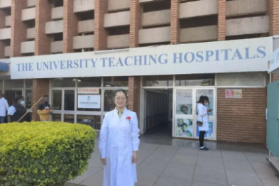 郑州大学五附院李晓培：我是赞比亚最大公立医院的「中国麻花」