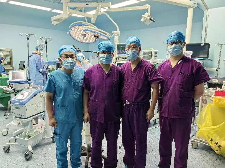 三大科主任齐上阵，联手完成厦门大学附属翔安医院首例颈动脉体瘤（II 型）手术