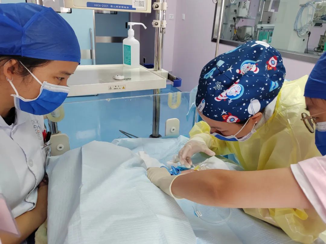 江西省儿童医院隧道式 PICC 置管术为 1 岁男童搭建安全「生命通道」