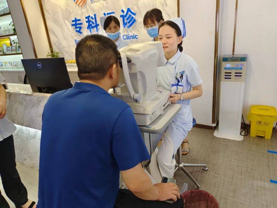 黄斑出现裂孔怎么办？武汉普瑞眼科医院眼底病专家：定期检查很重要