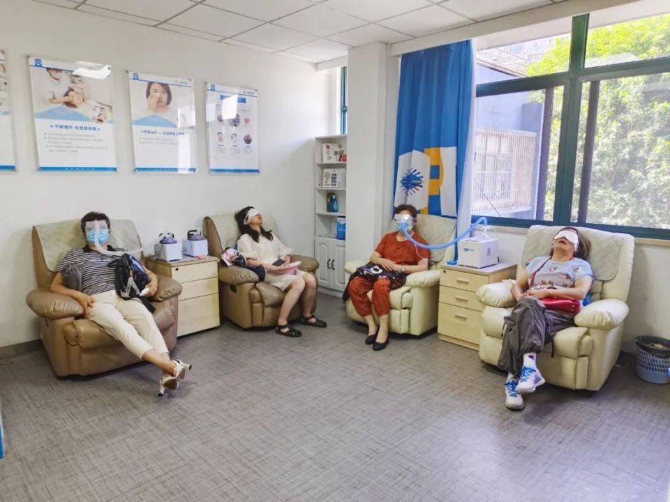 眼睛过劳，会出现哪些问题，该怎么办？武汉普瑞眼科医院医生在线支招