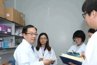 喜讯！仁济医院王理伟荣获 2023 年「上海医务工匠」称号