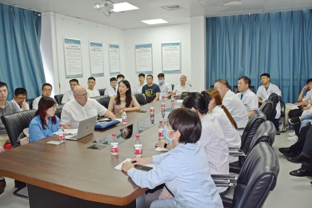 德国脊柱大师在河南省直第三人民医院