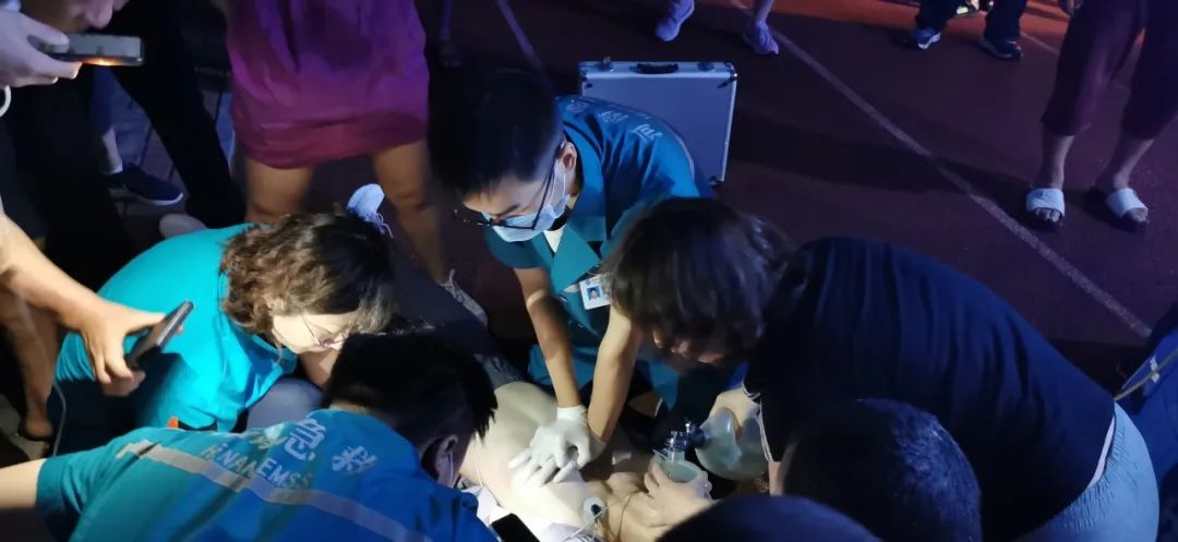 跑步猝死险夺命，郑州大学第五附属医院急诊救治保平安