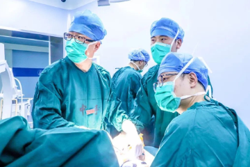 【8·19 医师节表彰】西安高新医院王小燕、杨鹏荣获高新区 2023 年「最美医师」荣誉