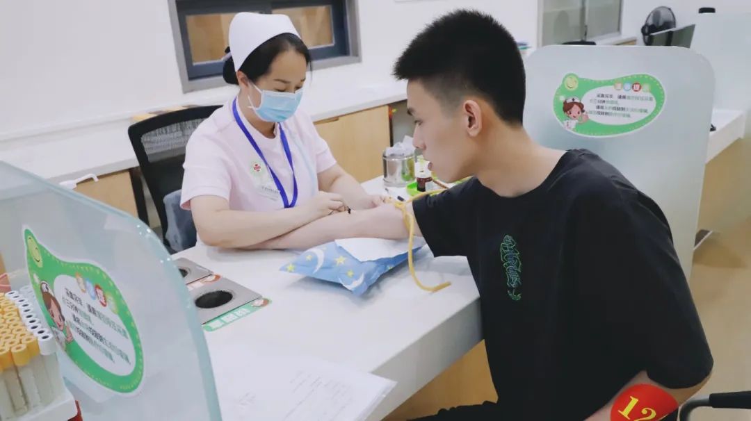 严把体检关！我院圆满完成龙文区 2023 年征兵体检工作