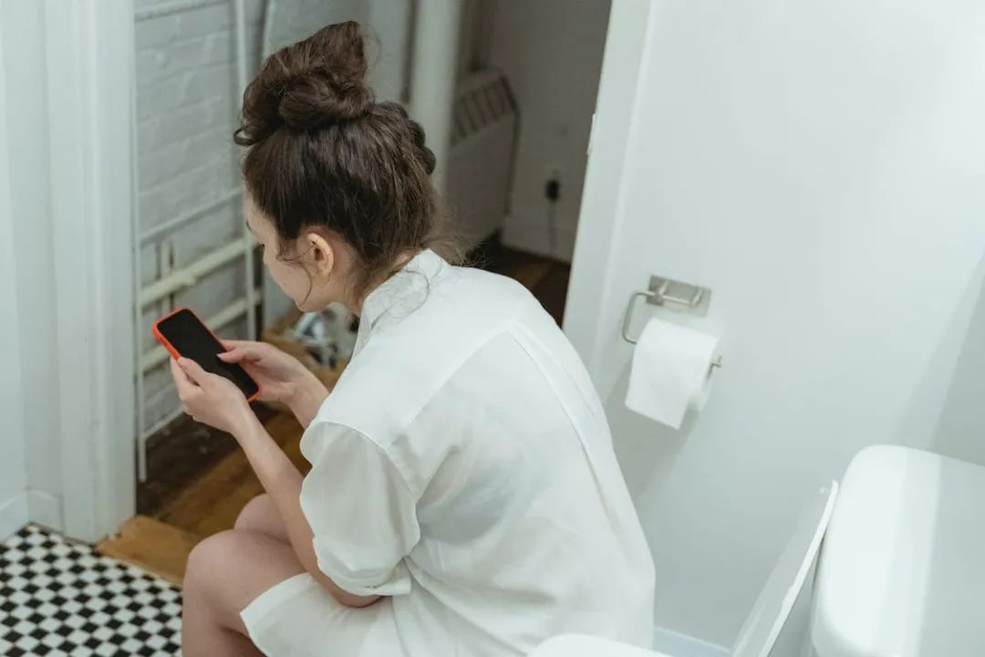 只吃药能治好吗？别让「小」便秘引起大麻烦