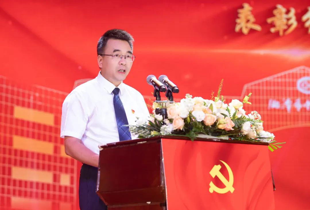 医师节，致敬了不起的你们！