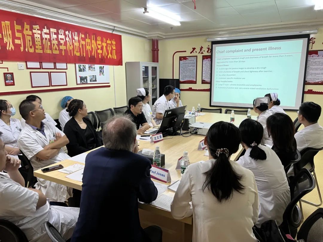 知名慢阻肺病专家、英国呼吸病学教授 Paul Jones 到湘潭市中心医院参访交流