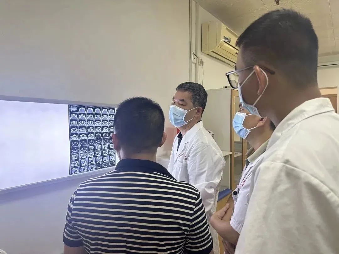 眼眶内藏着比眼球还大的「肿瘤」！柳州市红十字会医院眼五病区妙手「拆弹」