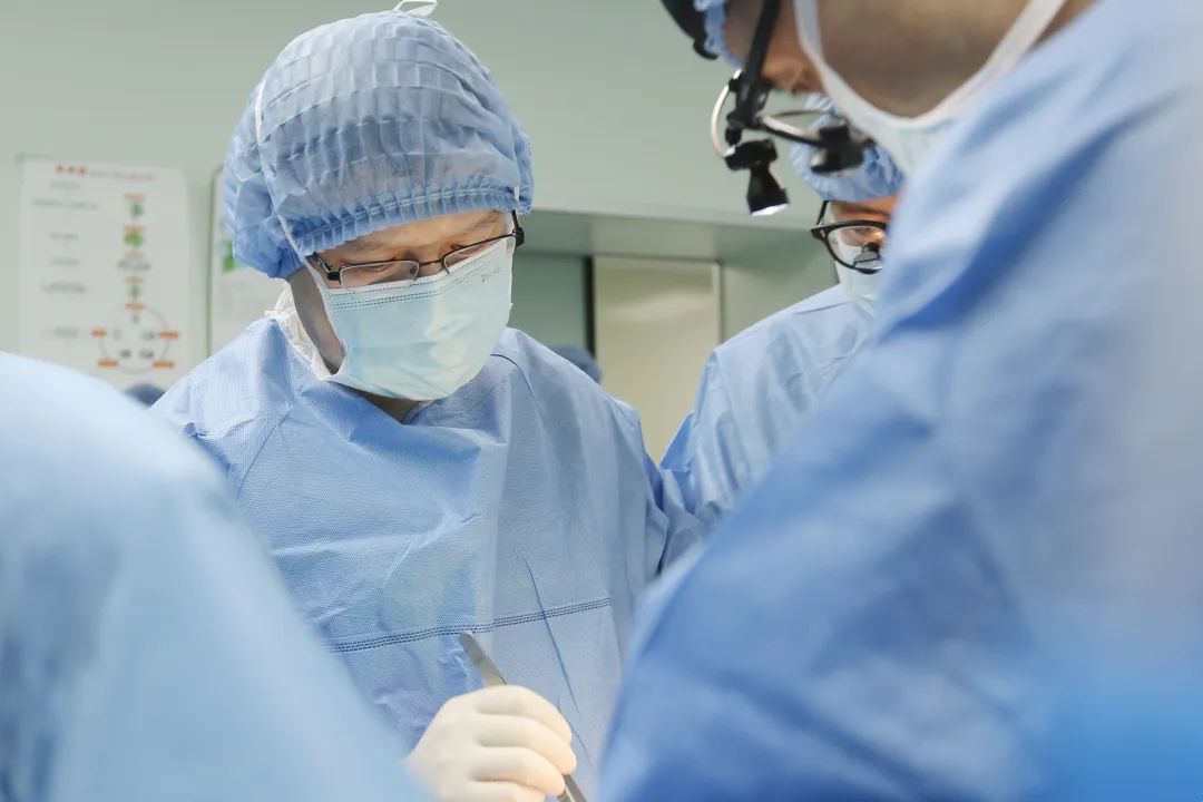 常州二院成功完成人工心脏植入手术，为高危心衰患者带来「心」希望