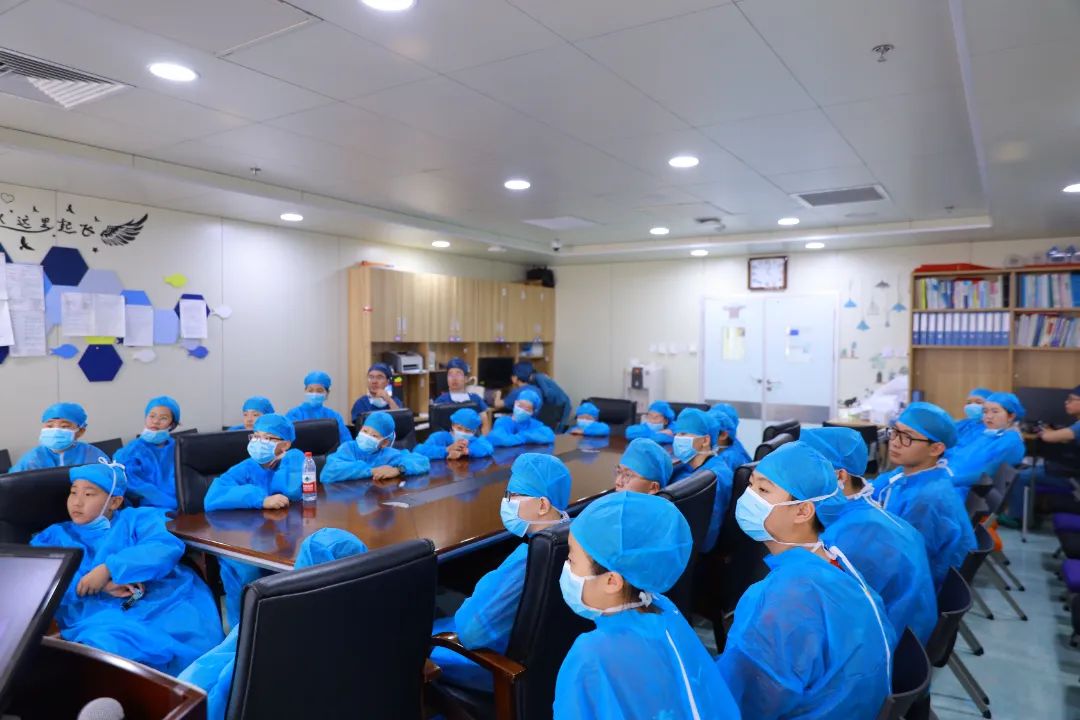 西安交通大学第一附属医院第七届「有爱的医二代」暑期医疗体验营圆满结束