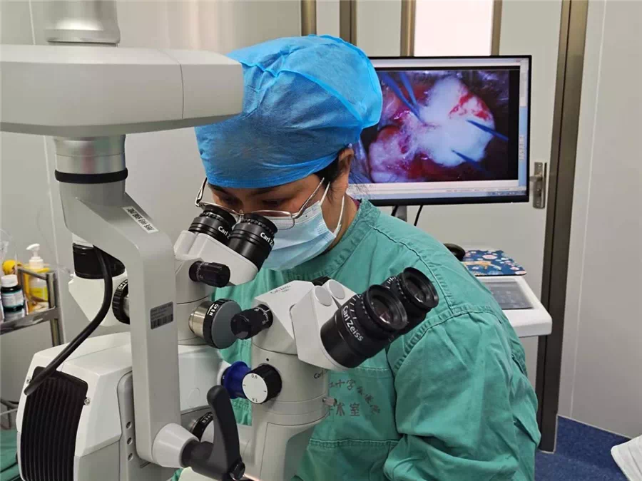 在黑暗中探寻光明的希望——白内障与青光眼专科篇