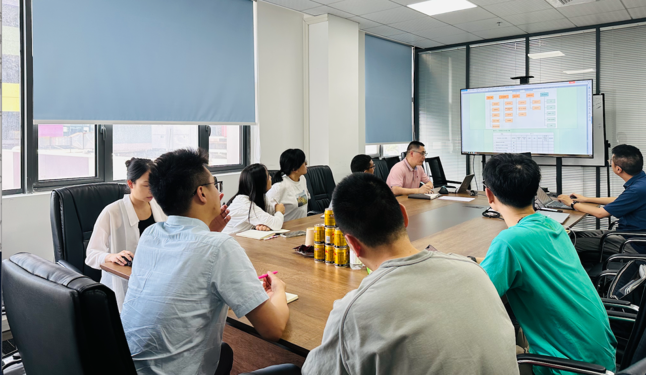 小布喜报|领证啦!布林凯斯通过ISO9001质量体系认证!