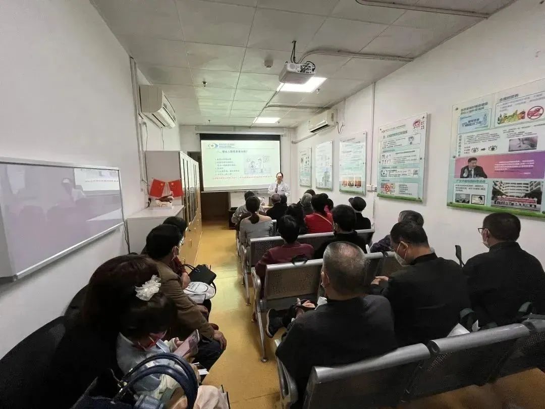 在黑暗中探寻光明的希望——白内障与青光眼专科篇