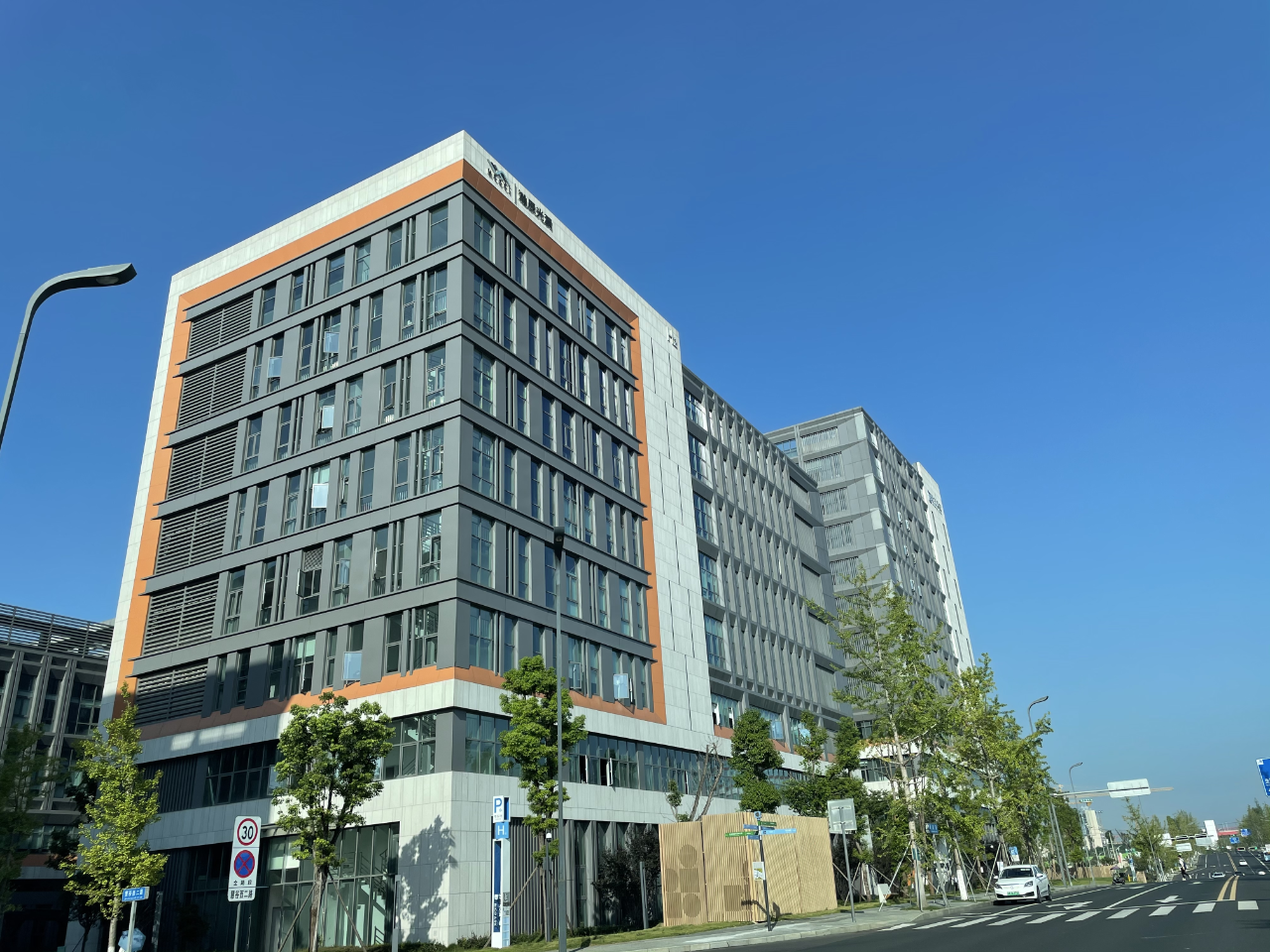 瀚辰光翼完成超3亿元融资，推动生物育种和生命科技智能自动化