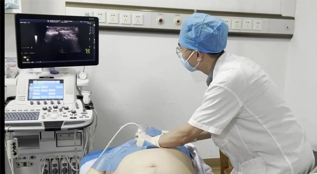 南方医科大学顺德医院康复医学科：家人们谁懂啊！反复发作了两个月的肩痛，是因为一次……