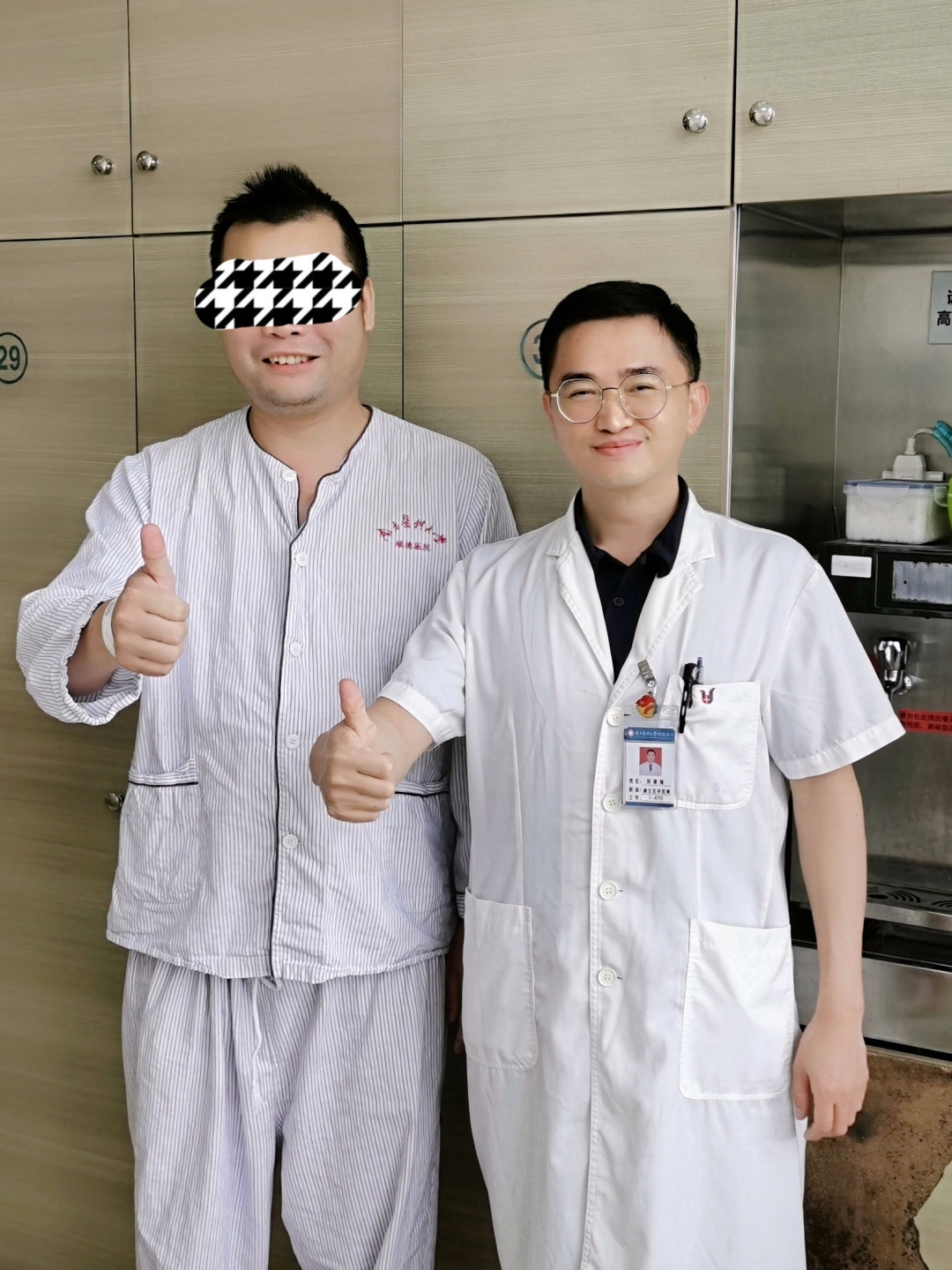 南方医科大学顺德医院康复医学科：家人们谁懂啊！反复发作了两个月的肩痛，是因为一次……