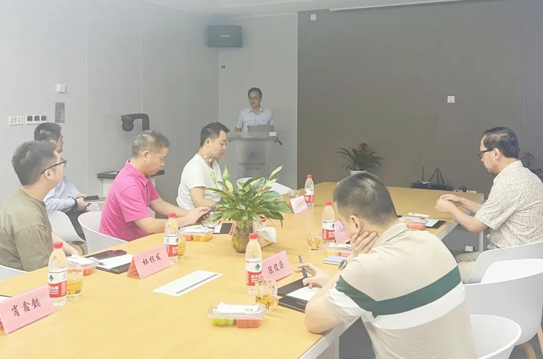共同推进医学影像人工智能研发，重庆松山医院赴重医附二院参观考察