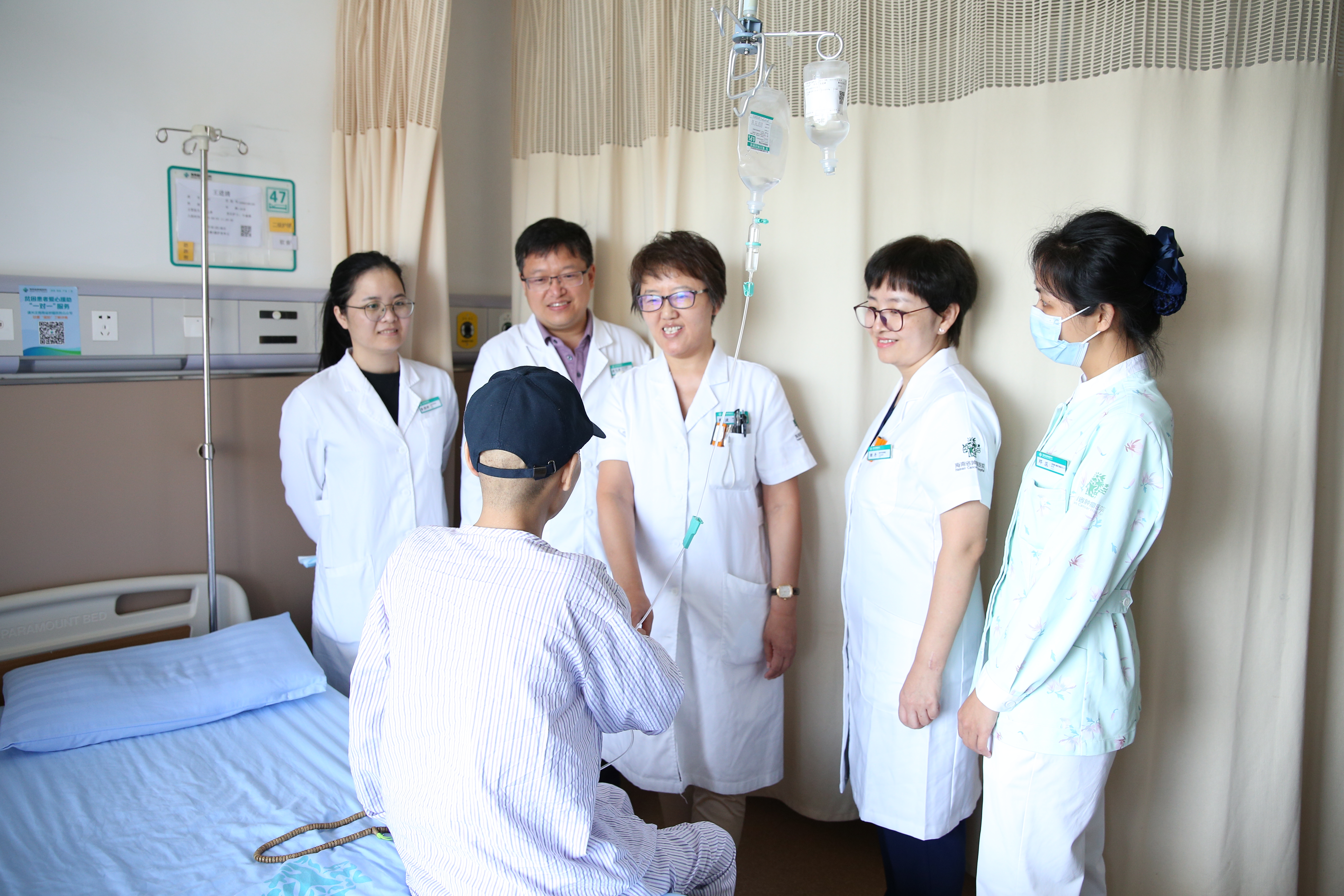 海南省肿瘤医院「多兵种」联手围剿「超级肿瘤」