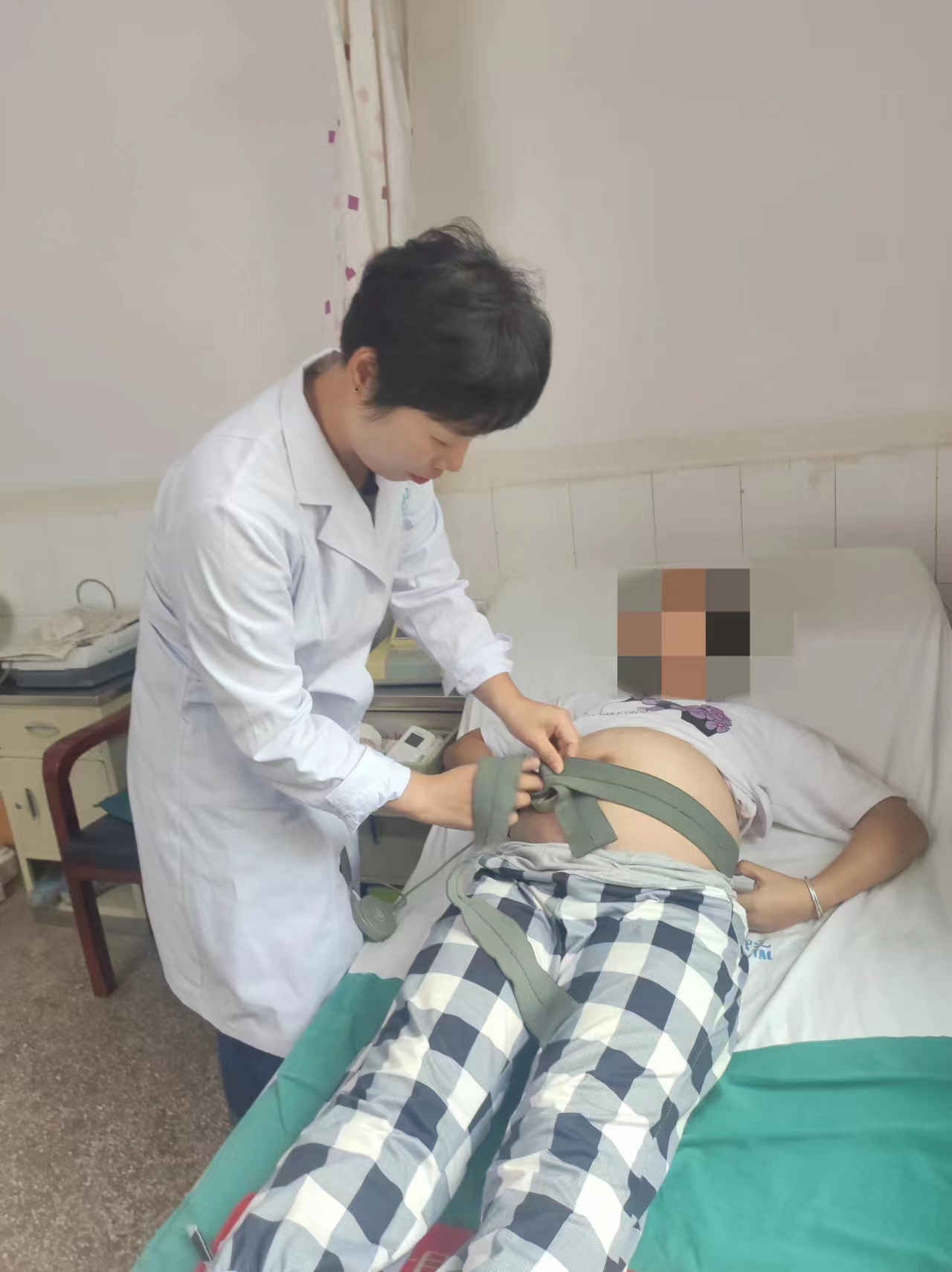 南京医科大学第二附属医院援陕医生,连续救治两位孕产妇!