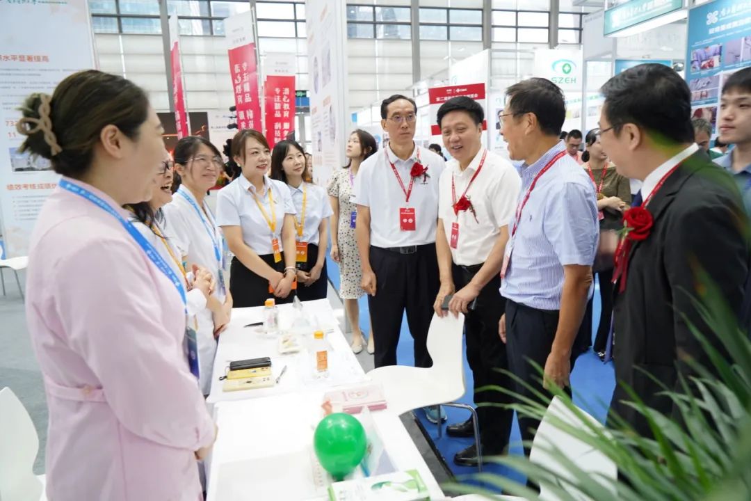 深圳市妇幼保健院顺利参展第二届教体医融合博览会