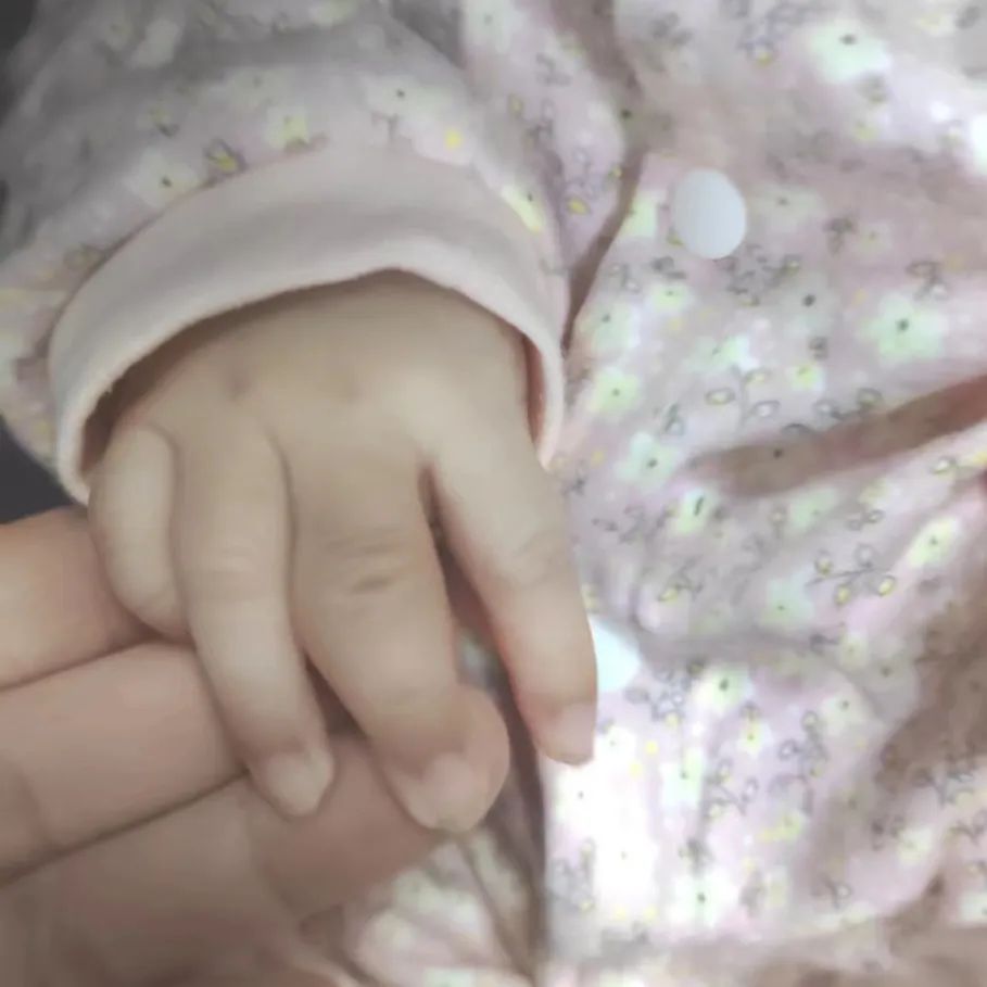 家长必看！宝宝手指红肿，元凶竟是它！