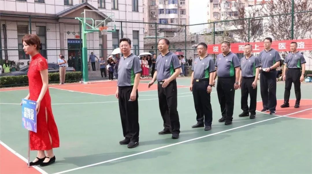 迎「篮」而上，「医」路向前：第二届「德驭杯」篮球赛超燃开赛！