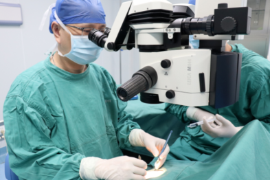 福州爱尔眼科医院郑宏华：练就玻切「绝技」，在微米「视界」中，守护患者眼中的星辰大海