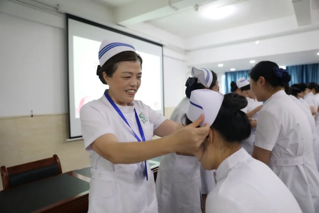 凝心聚力，为医院高质量发展注入新动能——湘潭市中心医院新任护士长岗前培训