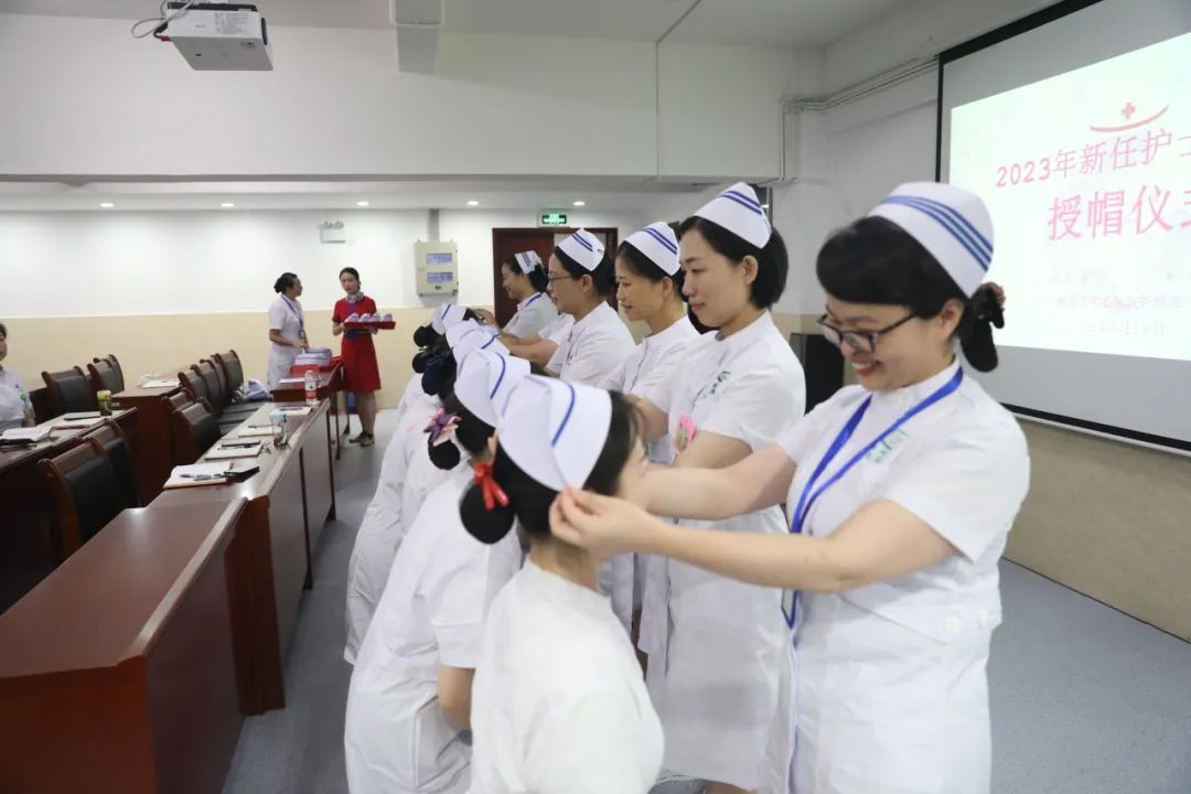 凝心聚力，为医院高质量发展注入新动能——湘潭市中心医院新任护士长岗前培训