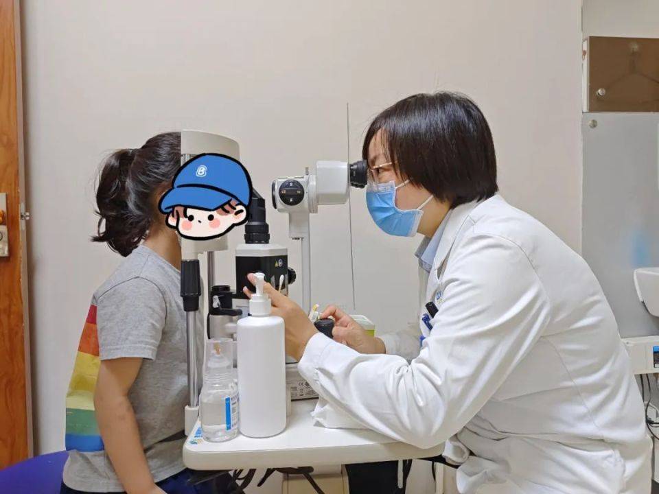 武汉普瑞眼科医院医生提醒：趁着假期，带孩子做个眼健康检查吧