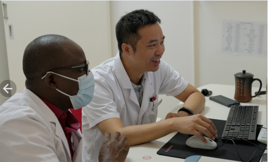 重庆海扶医院吴盼宏医师赴尼日利亚 Nordica 医学中心提供临床支持