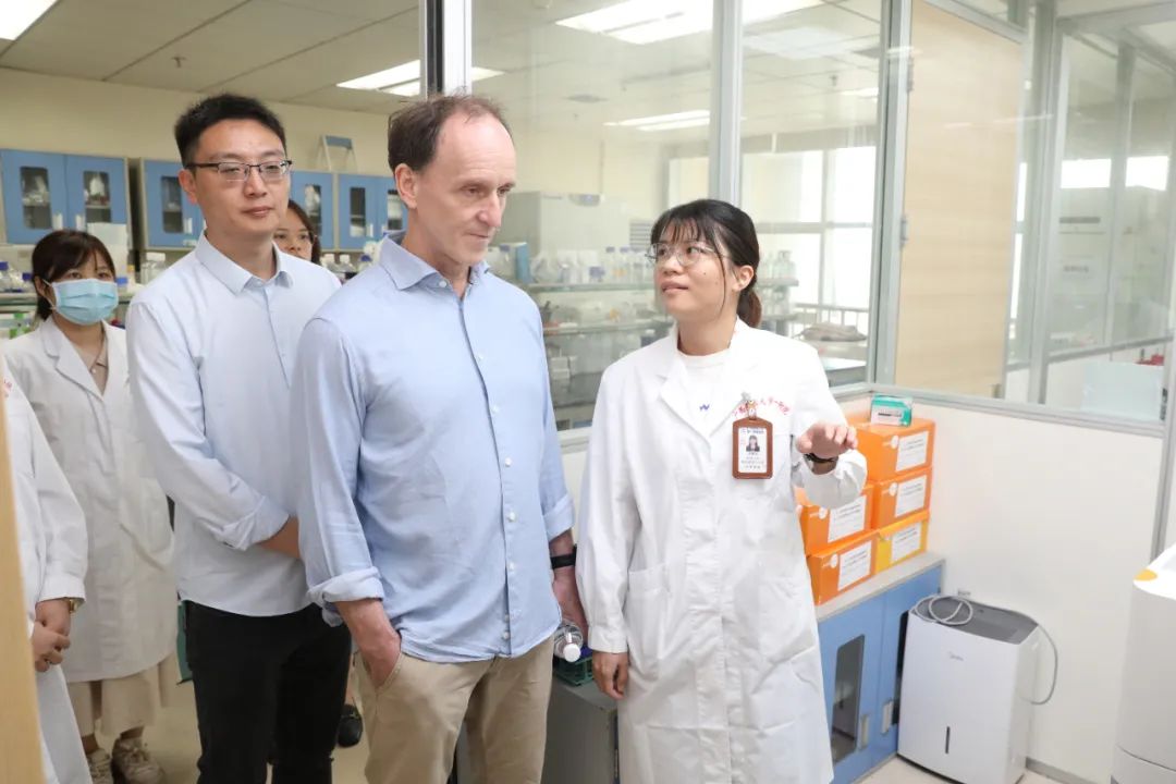 瑞典皇家科学院院士、诺贝尔奖评委 Mikael Oliveberg 教授受聘广西医科大学第一附属医院客座教授