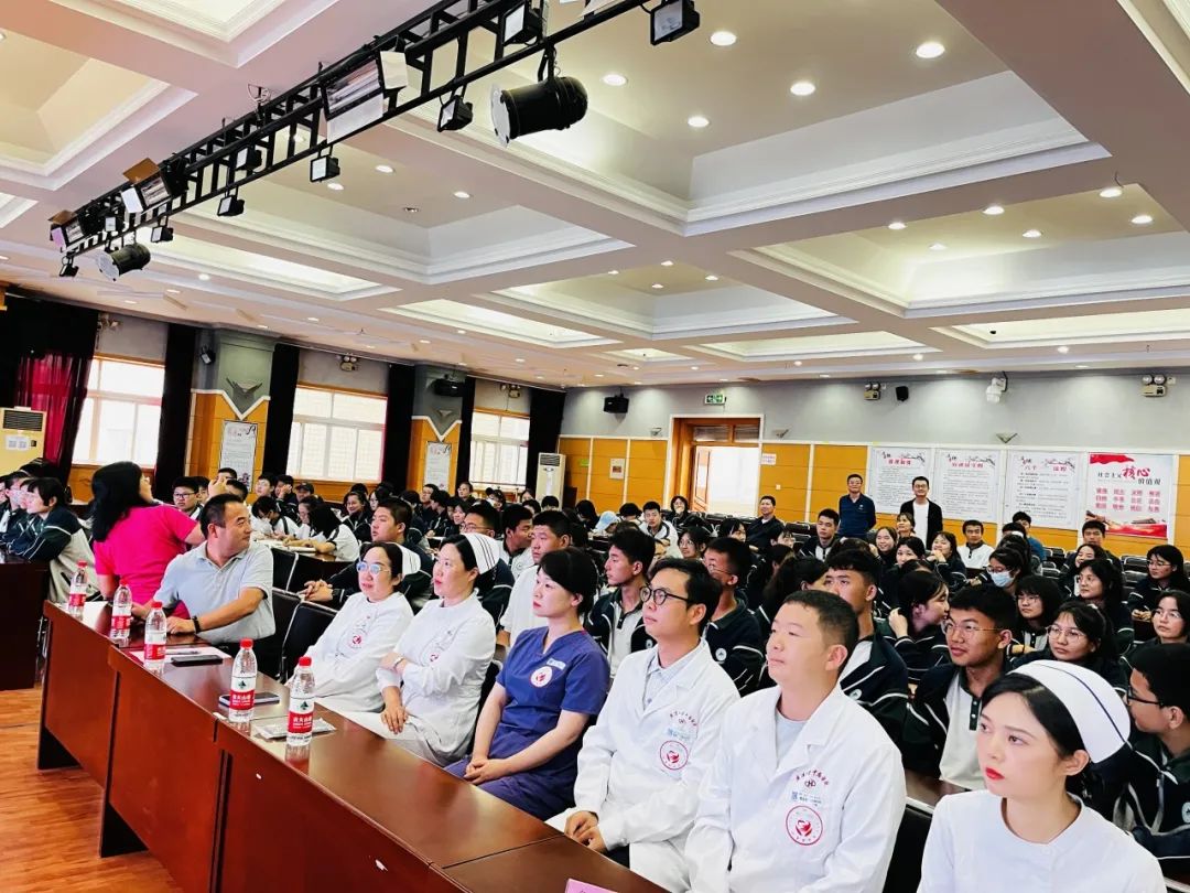 武汉大学中南医院护理部 2023 年全国科普日系列活动顺利开展